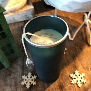 PIER 1 IMPORTS GLASS JAR CHRISTMAS CANDLE COZY WINTER MORNING W/PRISM CHARM NWT